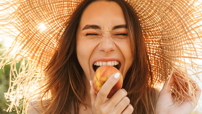 Schlank bleiben und abnehmen im Urlaub: Die 8 besten Strategien