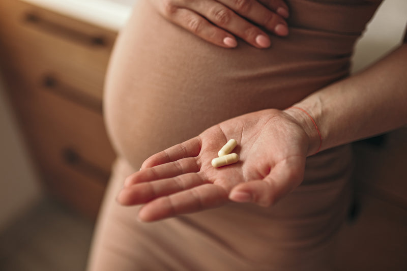 Warum Folsäure als Nahrungsergänzung in der Schwangerschaft nicht ausreicht - Diese 7 wichtigen Nährstoffe sind für Schwangerschaft und Stillzeit unverzichtbar.