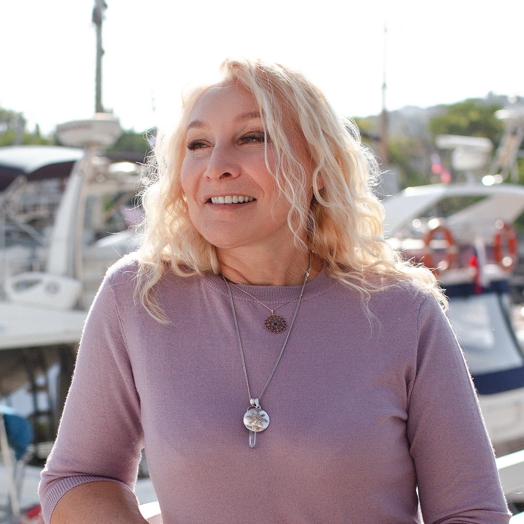 Manuela H.