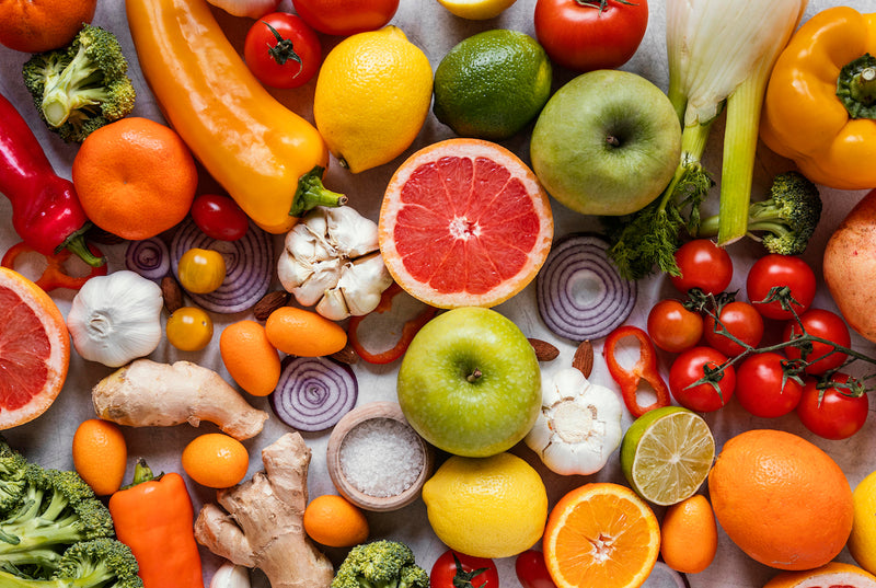 Auswahl verschiedener Obst- und Gemüsesorten