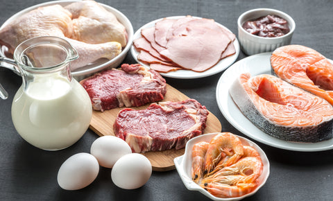 Tierische Lebensmittel: Fleisch, Eier, Milch, Lachs, Schinken